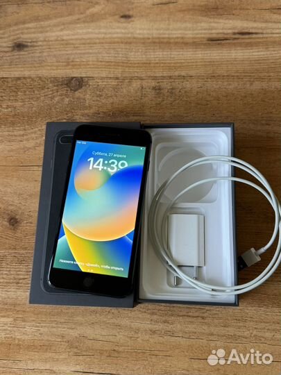 iPhone 8 Plus, 64 ГБ