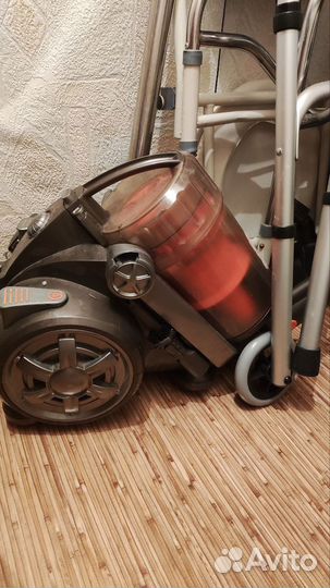 Продам пылесос (бесплатно для студентов)