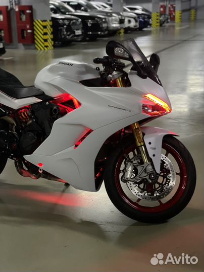 Ducati SuperSport S