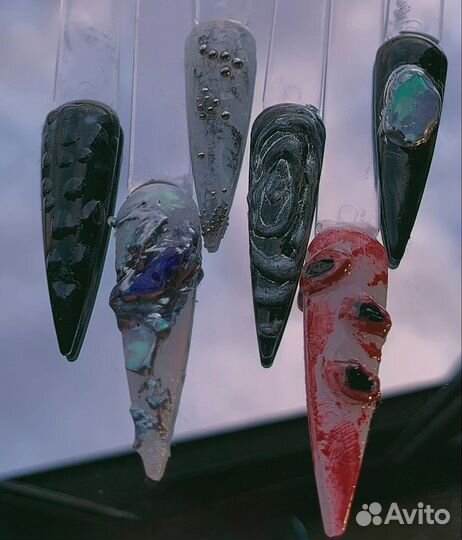 Модель на маникюр и наращивание