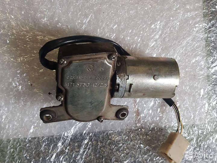 Моторчик стеклоочистителя дворников