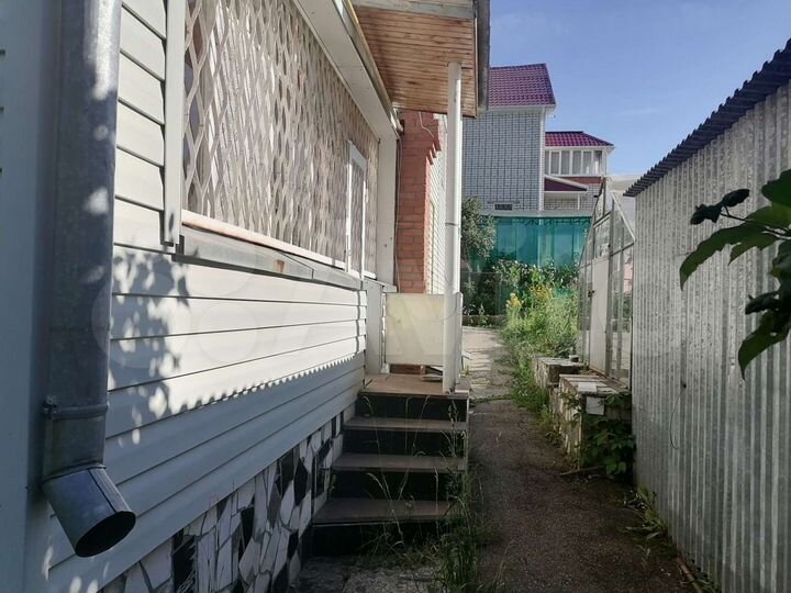 Дом 309 м² на участке 8 сот.