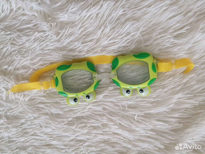Плавательные очки