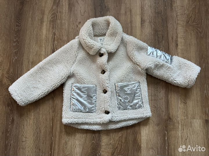 Куртки на девочку