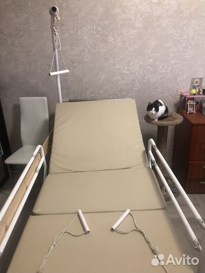 Кровать для лежачих больных бу