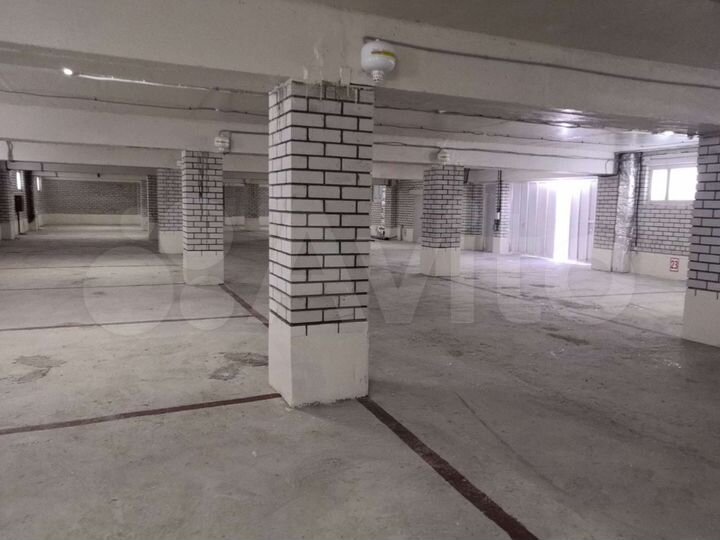 Машиноместо, 17 м²