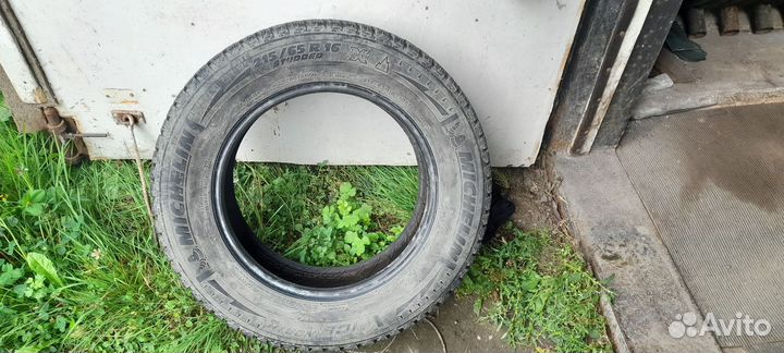 Michelin Maxi Ice 2 215/65 R16 102T