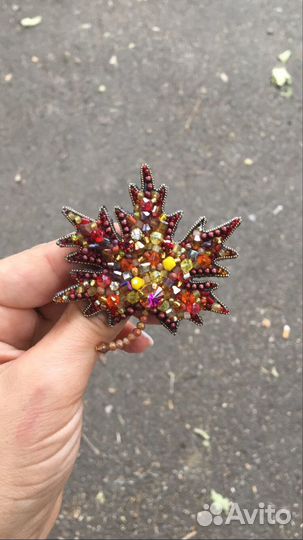 Брошь ручной работы