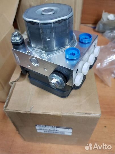 Блок абс Ниссан Икс трэил T32 476604CM7A