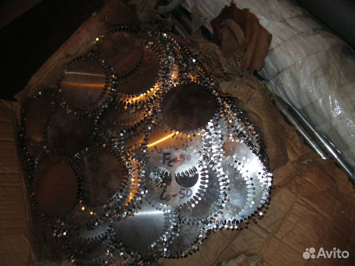 Европий, иттрий, эрбий, индий, молибден, тантал