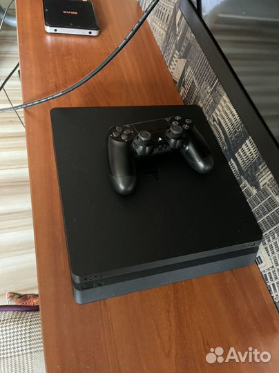 Sony PS4 slim 1tb