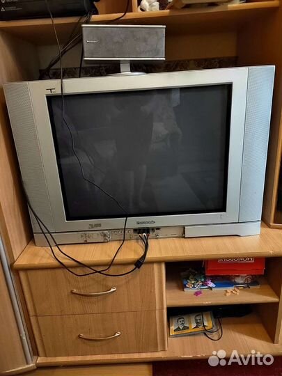 Телевизор