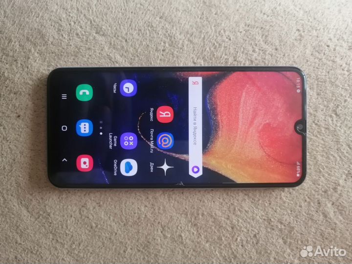 Samsung Galaxy A50, 6/128 ГБ