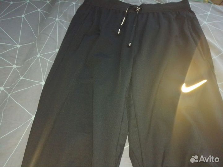 Спортивные штаны nike