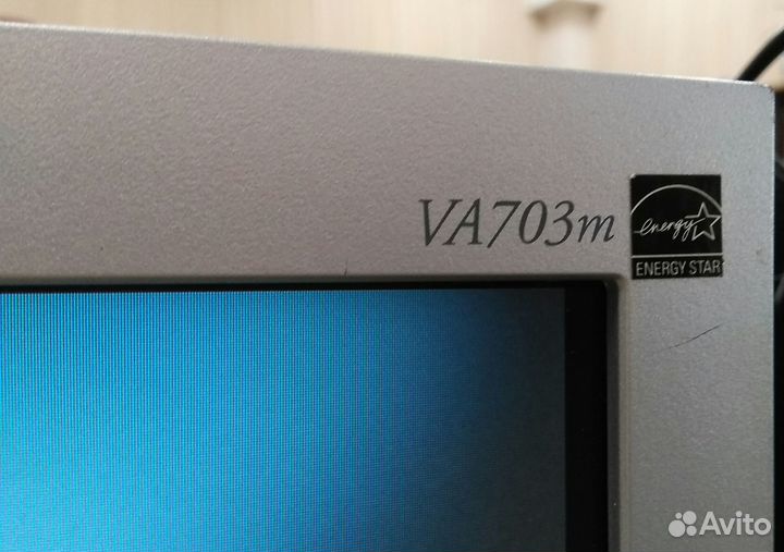 Монитор ViewSonic VA703m