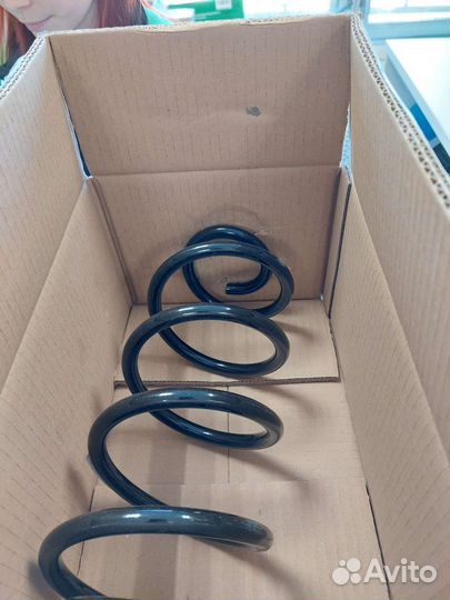 Пружина для Mercedes Benz GLA X156 в наличии