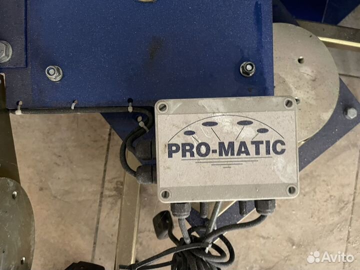 Машинка электрическая для метания тарелочек