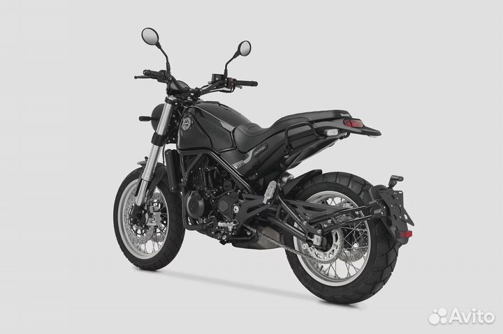 Benelli Leoncino 500 Trail