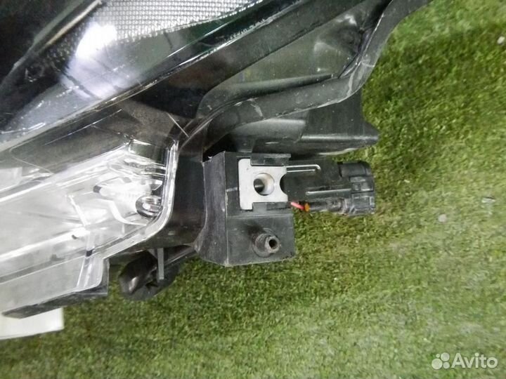 Фара левая Nissan Murano