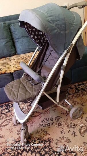 Прогулочная коляска