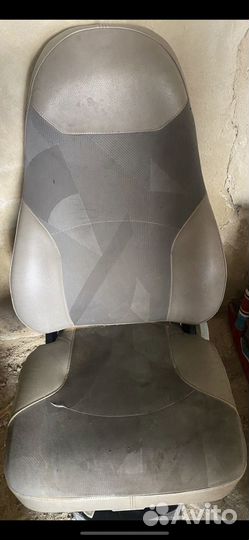 Автомобильное кресло