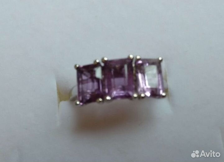 Серебряное кольцо с природным аметистом