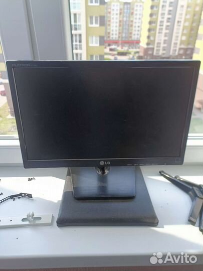 Монитор LG Flatron E1942