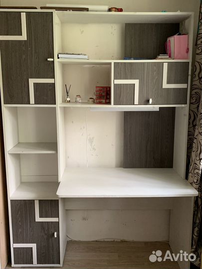 Рабочий стол для школьника