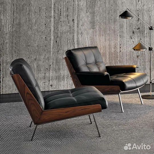 Кресло кожаное
