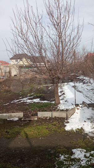 Дом 50 м² на участке 6,1 сот.