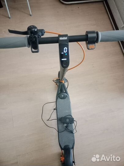 Электросамокат ninebot kickscooter f40