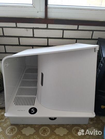 Закрытый лоток для кошек petkit white villa