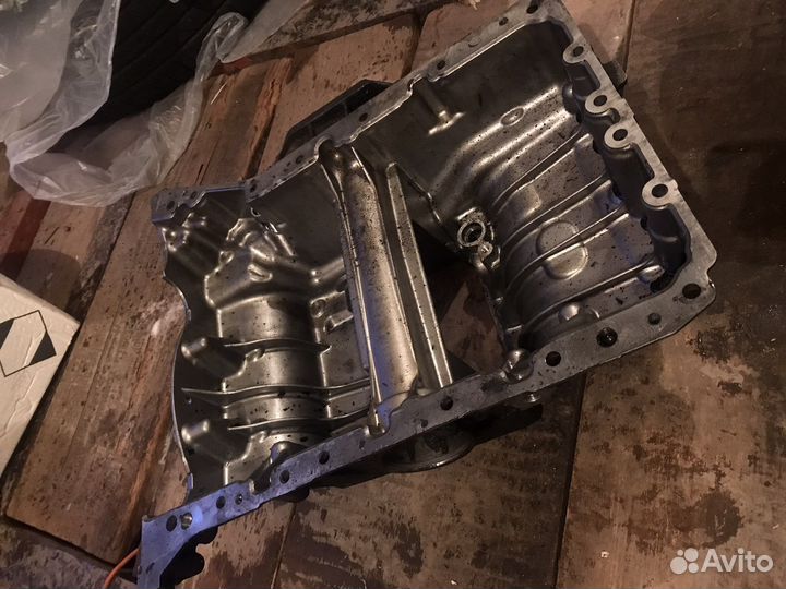 Б/у Масляный поддон Mercedes GLK220 OM651