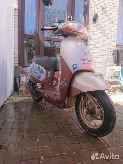 Скутер Honda tact af 51