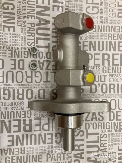 Главный тормозной цилиндр Рено Ларгус Абс