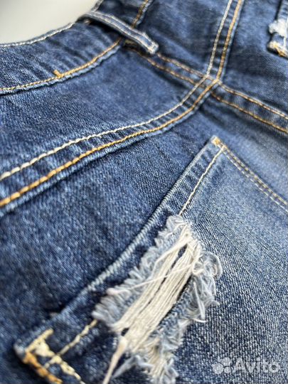 Женские джинсовые шорты