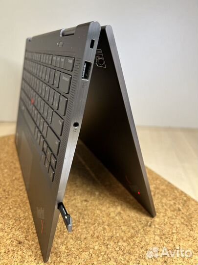 Lenovo ThinkPad X1 Yoga Gen6 4K HDR i7-1185G7/32Gb