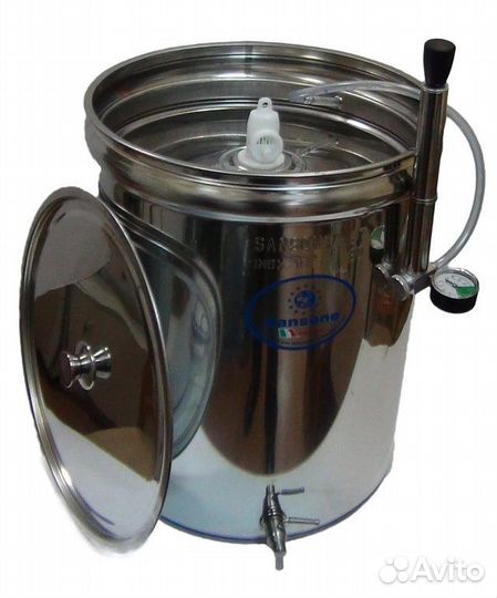 Емкость с плавающей крышкой, для хранения вина