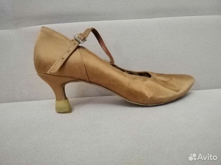 Обувь для спортивнобальных танцев