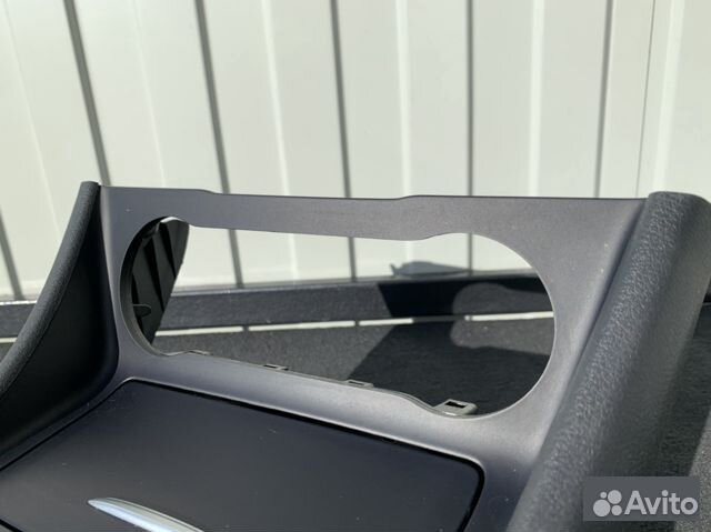 Центральная консоль Mercedes-Benz Cla 200