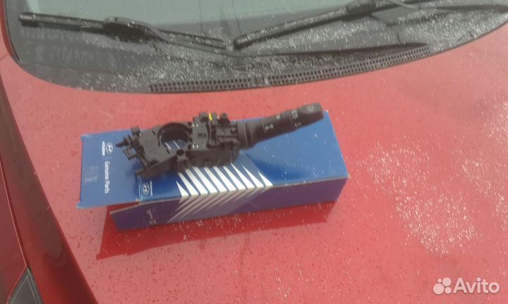 Переключатель подрулевой Solaris Б/У