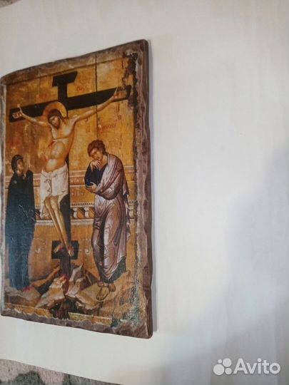 Иконы Господь Вседержитель и Распятие