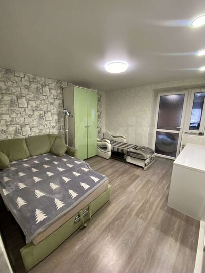 4-к. квартира, 80 м², 2/2 эт.