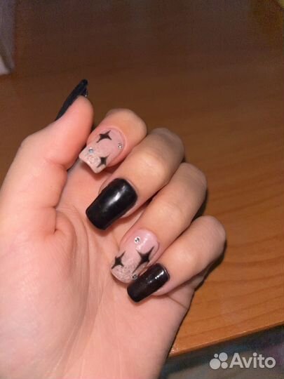 Модель на маникюр бесплатно