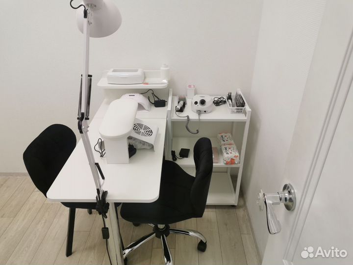 Аренда рабочего места мастера маникюра