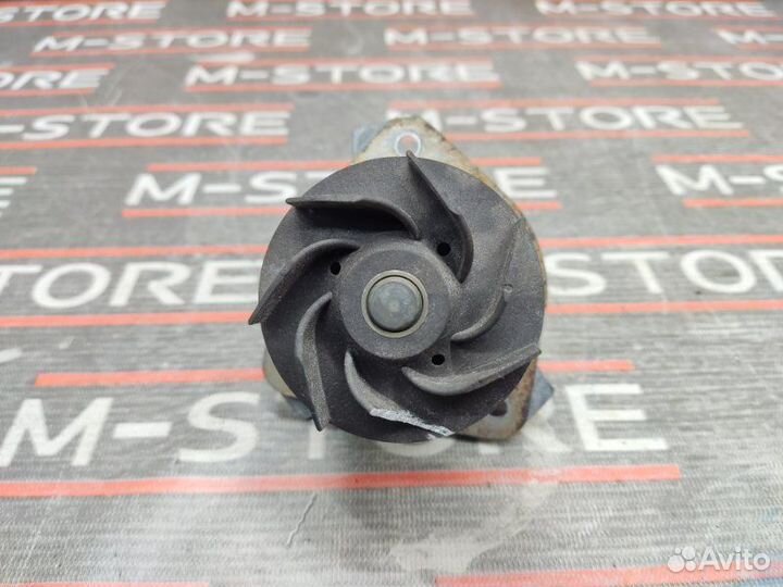 Помпа Volkswagen Touareg 7L AZZ 2004