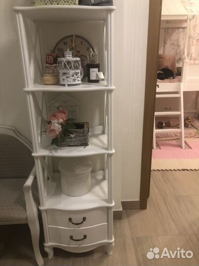 Этажерка интерьерная (стеллаж)