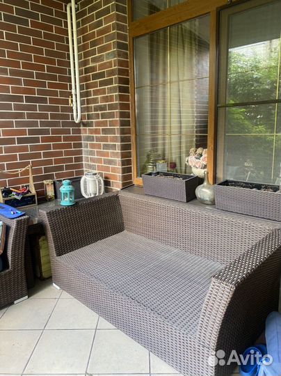 Диван, кресло И стол из искусственного ротанга