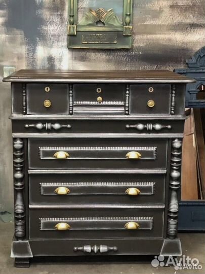 Комод старинный