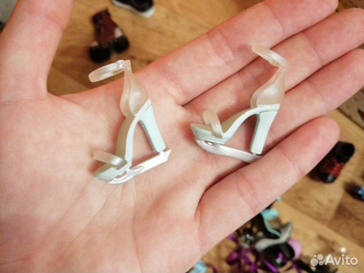 Rainbow High обувь